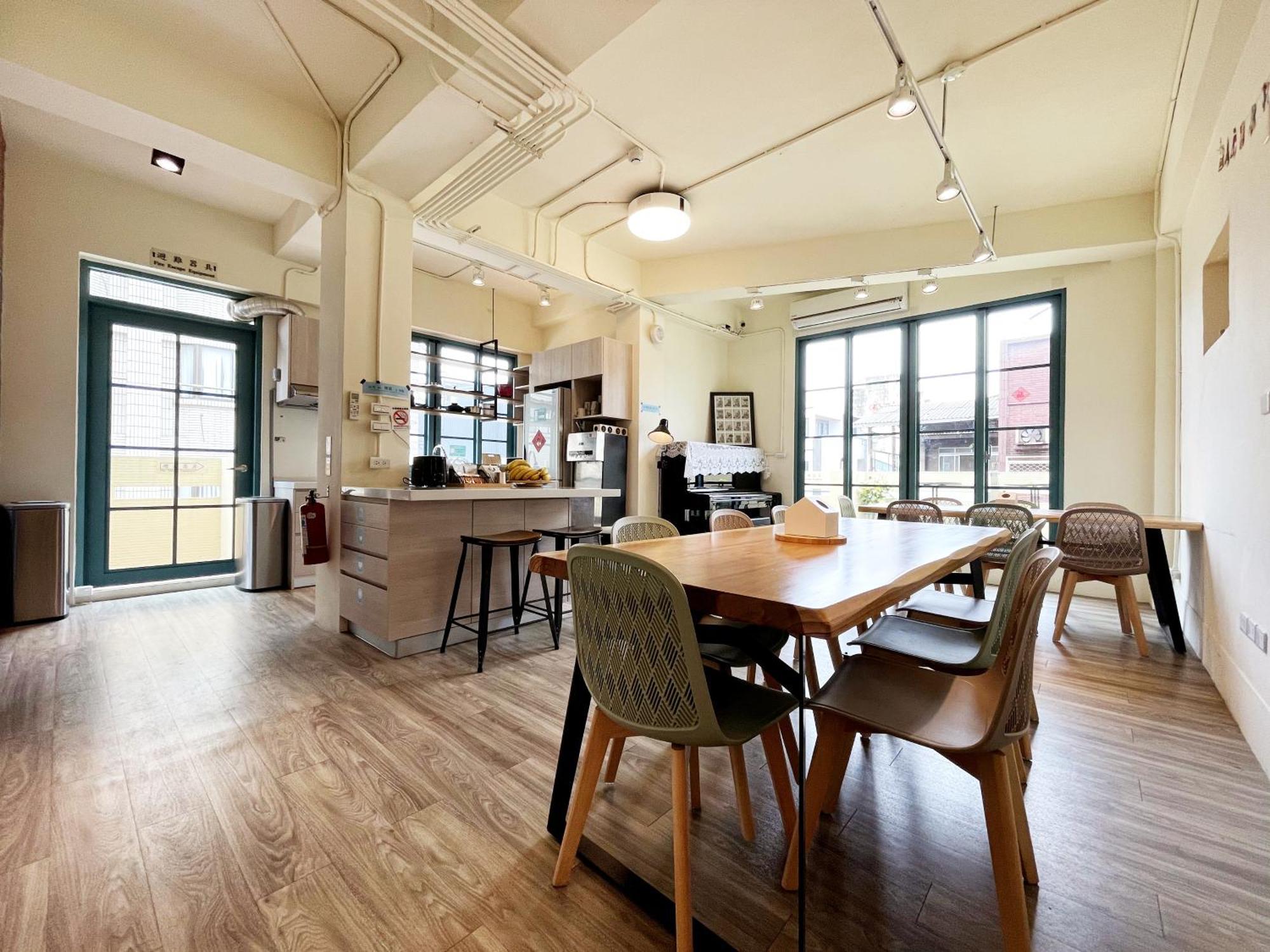 Funtime Hostel Città di Chiayi Esterno foto